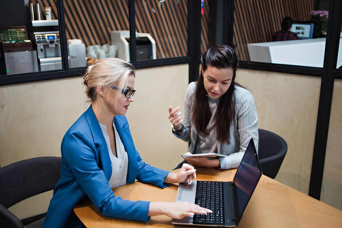 Why Hiring Executive Assistants is Crucial for Startups and Small Businesses?